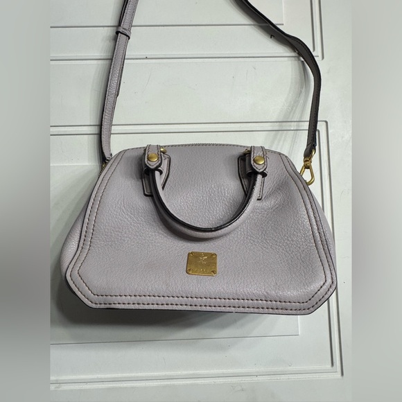 MCM W4664 2 Way Handbag Crossbody Leather Light Purple Gray Lavender Purse Bag